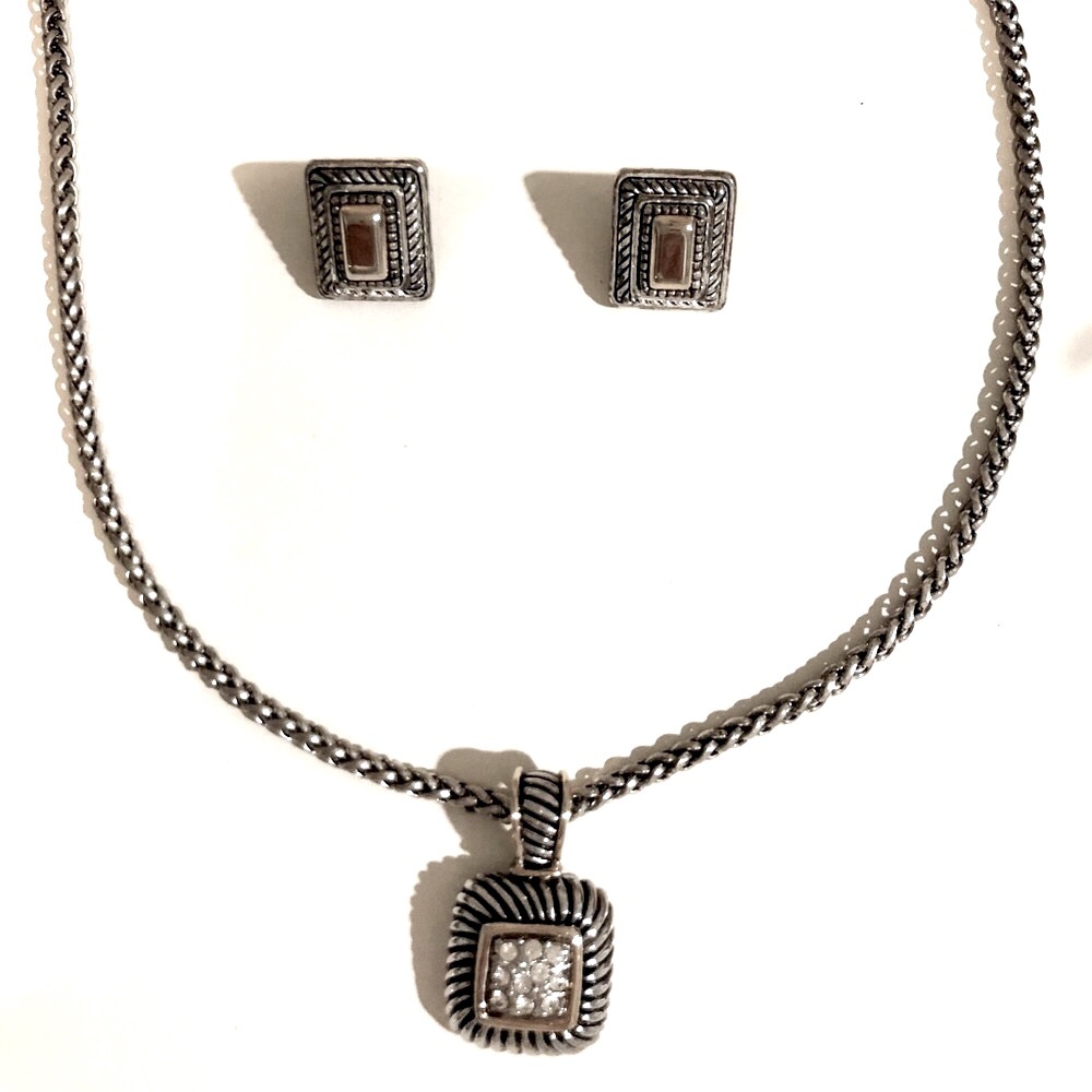 DY David Yur Inspo Pendant and Earrings